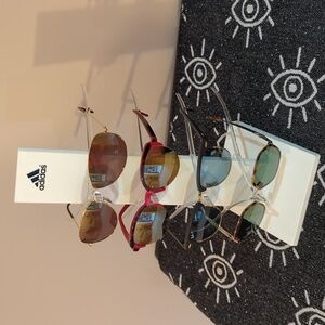 Adidas White 4 Glasses Display Holder